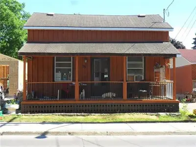 79 Queen Street, Kawartha Lakes, On K9v 1g5