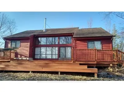 101 South Bay Lane, Huntsville, On P0a 1h0