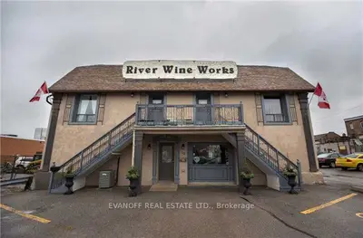 10 York Street, Kawartha Lakes, On K9v 3z6