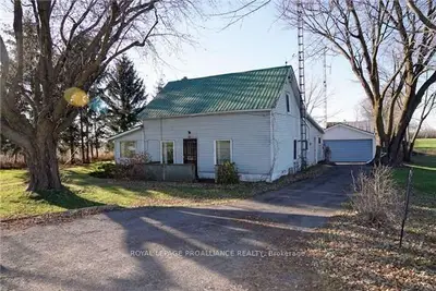 1083 County Road 5 Road, Prince Edward County, On K0k 2t0