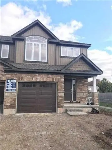 Att/Row/Townhouse in Kitchener