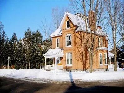 241 Esther Street, Pembroke, On K8a 3c3