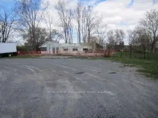 13698 Loyalist Parkway, Prince Edward County, On K0k 2t0