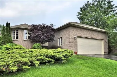 26 Hillview Drive, Kawartha Lakes, On K0m 1a0