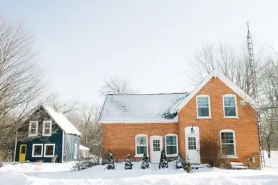 1635 County Road 12 Road, Prince Edward County, On K0k 2t0