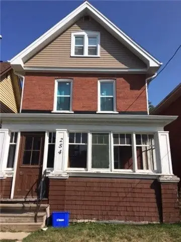 254 London Street, Peterborough, On K9h 4z2