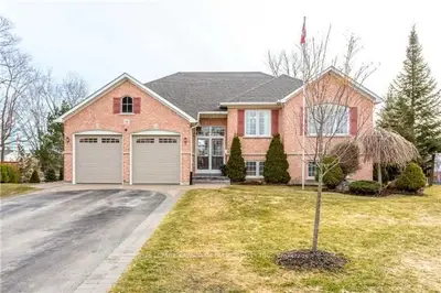14 Wood Court, Kawartha Lakes, On K9v 6j4