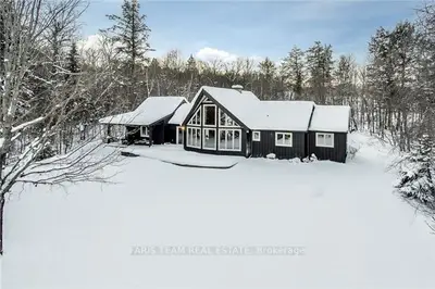 1041 Kells Bay Road, Lake Of Bays, On P1h 2j6