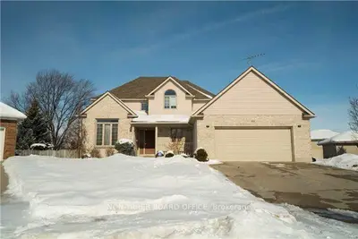 Detached in Chatham-Kent