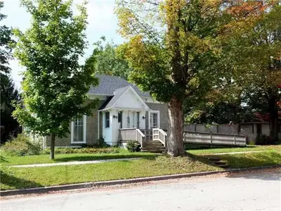 Detached in West Grey