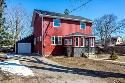 16 George Street, Kawartha Lakes, On K0l 2w0