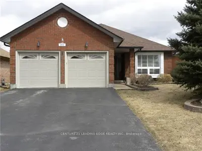 202 Lindsay Street N, Kawartha Lakes, On K9v 1t9