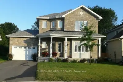 205 Des Pins Street, Russell, On K4r 1c1