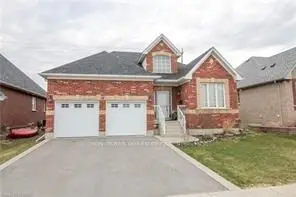 42 Ellis Crescent, Kawartha Lakes, On K9v 5y1