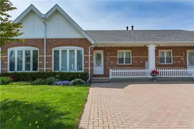 443 Nassau Street 29, Niagara-on-the-lake, On L0s 1j0