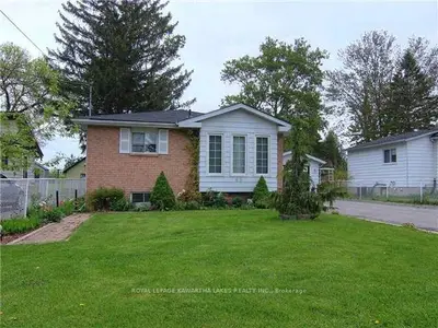 80 St. Patrick Street, Kawartha Lakes, On K9v 1r5