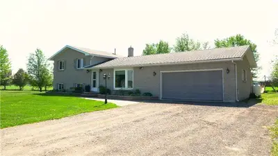 207 Eden Road, Kawartha Lakes, On K0m 2t0