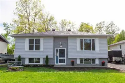 35 Dickinson Drive, South Stormont, On K0c 1m0