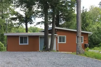 1025 Spring Lake Rd 2 Road, Bracebridge, On P1l 1x1