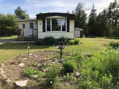15 Beverly Drive, Kawartha Lakes, On L0b 1k0
