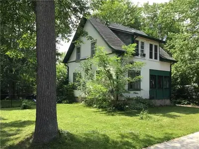 7 Queen Street S, Kawartha Lakes, On K0l 2w0