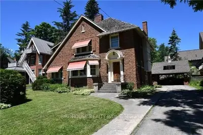 50 Bond Street W, Kawartha Lakes, On K9v 3r2