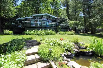 24 Long Island, Otonabee-south Monaghan, On K0l 1b0