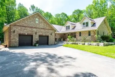 326 Riverside Drive, Kawartha Lakes, On K0m 1a0