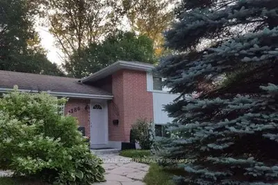 1386 8th Avenue W, Owen Sound, On N4k 5m5