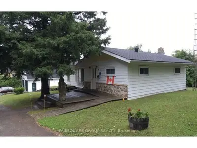 10 Mill Street, Westport, On K0g 1x0