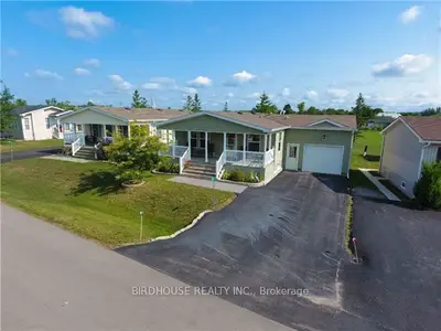 19 Creekside Circle, Kawartha Lakes, On K0m 1l0