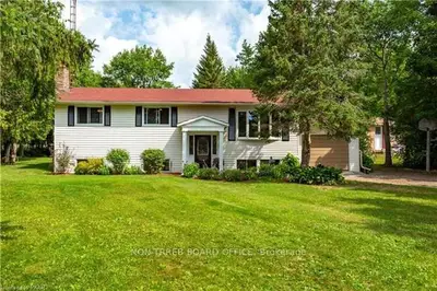 638 Emily Manor Drive, Kawartha Lakes, On K0l 2w0