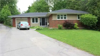 50 Larchwood Avenue, Peterborough, On K9j 1m6