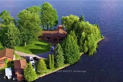 89 Manor Road, Kawartha Lakes, On K0m 1g0