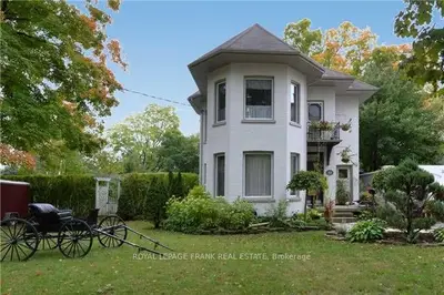 89 Bond Street, Kawartha Lakes, On K9v 3r5
