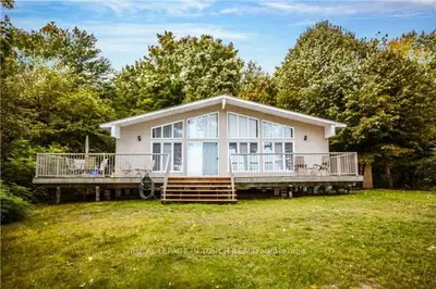 102 Island 540/ Present, Georgian Bay, On P0e 1e0