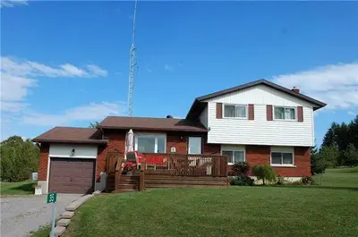 35 Grandview Drive, Kawartha Lakes, On K0l 2w0