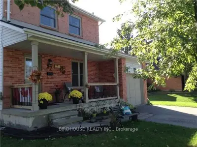 97 Eglington Street, Kawartha Lakes, On K9v 6b6