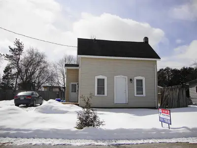 112 JAMES Street N, Tweed, ON K0K 3J0
