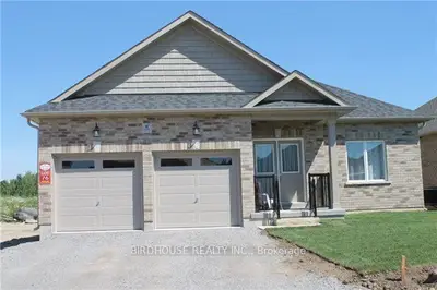 108 Alcorn Drive, Kawartha Lakes, On K9v 0m8