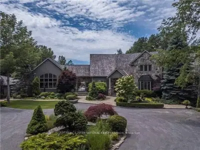 3121 Theatre Road, Hamilton Township, ON K9A 4J7