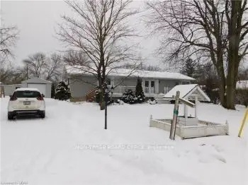 13 Bay Avenue, Prince Edward County, On K0k 1t0