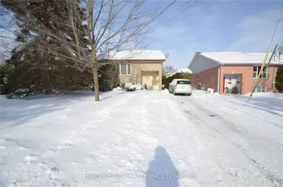 30 George Street E, Kawartha Lakes, On K9v 1w5
