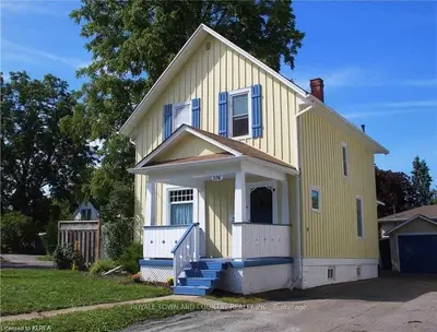 126 Durham Street, Kawartha Lakes, On K9v 2r4