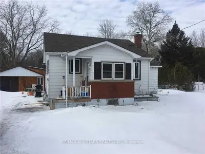 375 Angeline Street, Kawartha Lakes, On K9v 4r2
