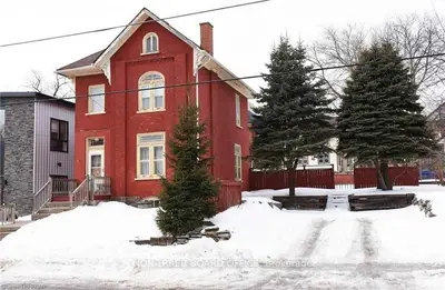 421&425 Bethune Street, Peterborough, On K9h 3z1