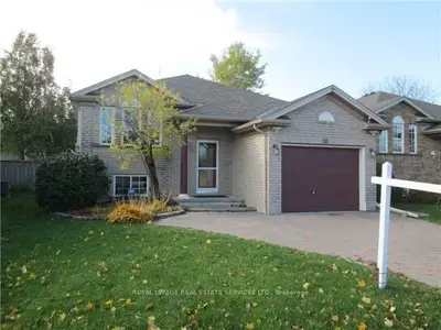 Detached in Brant