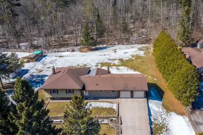 33 Woods Avenue, Kawartha Lakes, On K0l 2w0
