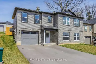 8 Kendell Lane, Ingersoll, On N5c 0b7