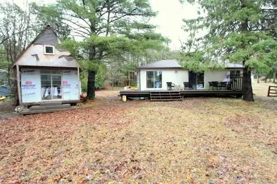 8 Rockside Lane, Kawartha Lakes, On K0m 2b0